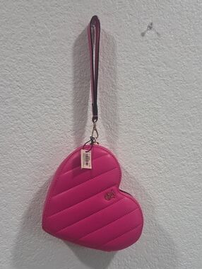 Victoria's Secret Quilted Heart Wristlet in Hot Pink